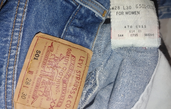 Vintage 90's Levis 501 jeans - Picture 9 of 12